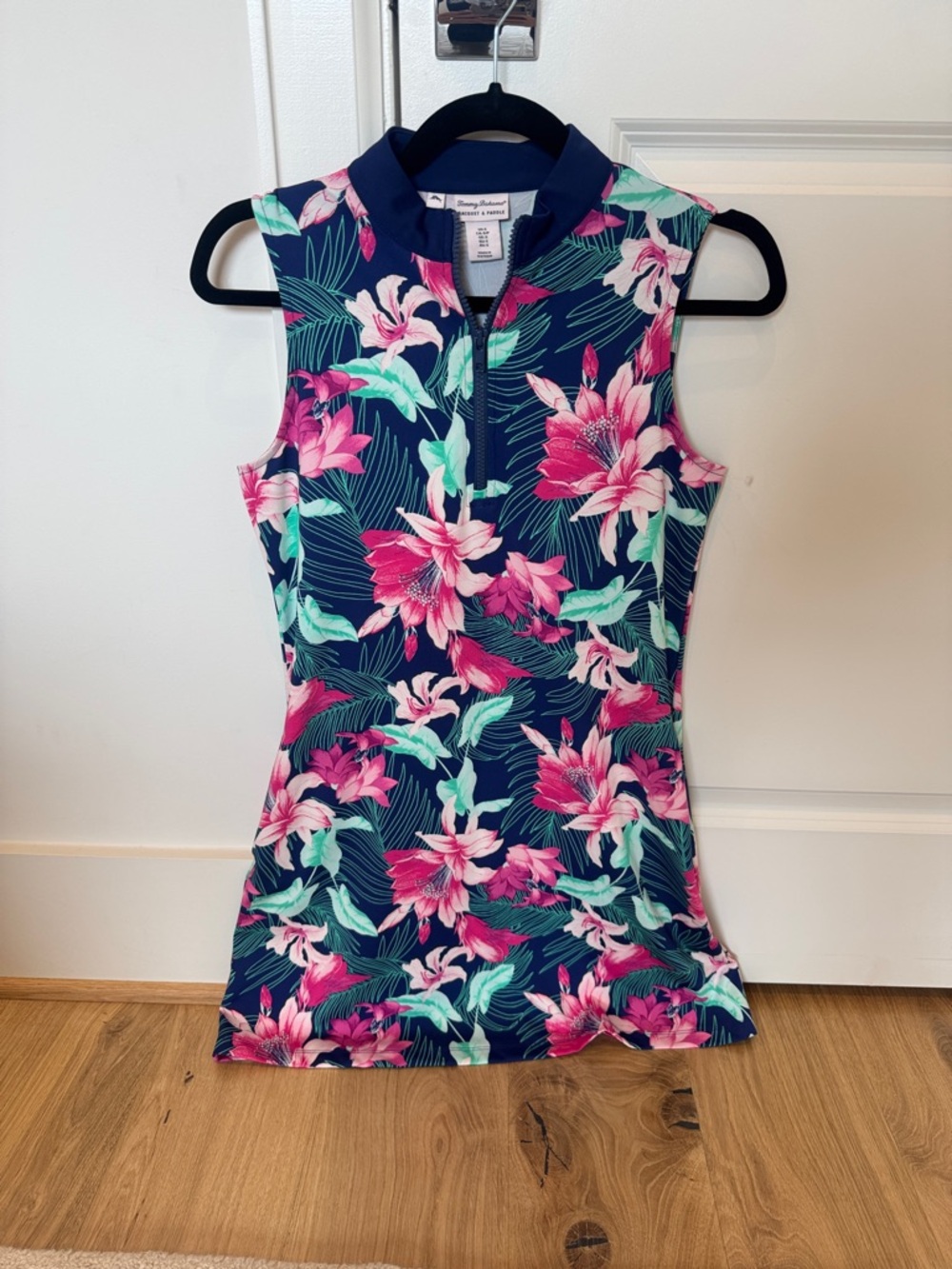 Tommy Bahama Floral Racquet and Paddle Active Golf Tennis Dress Size Small